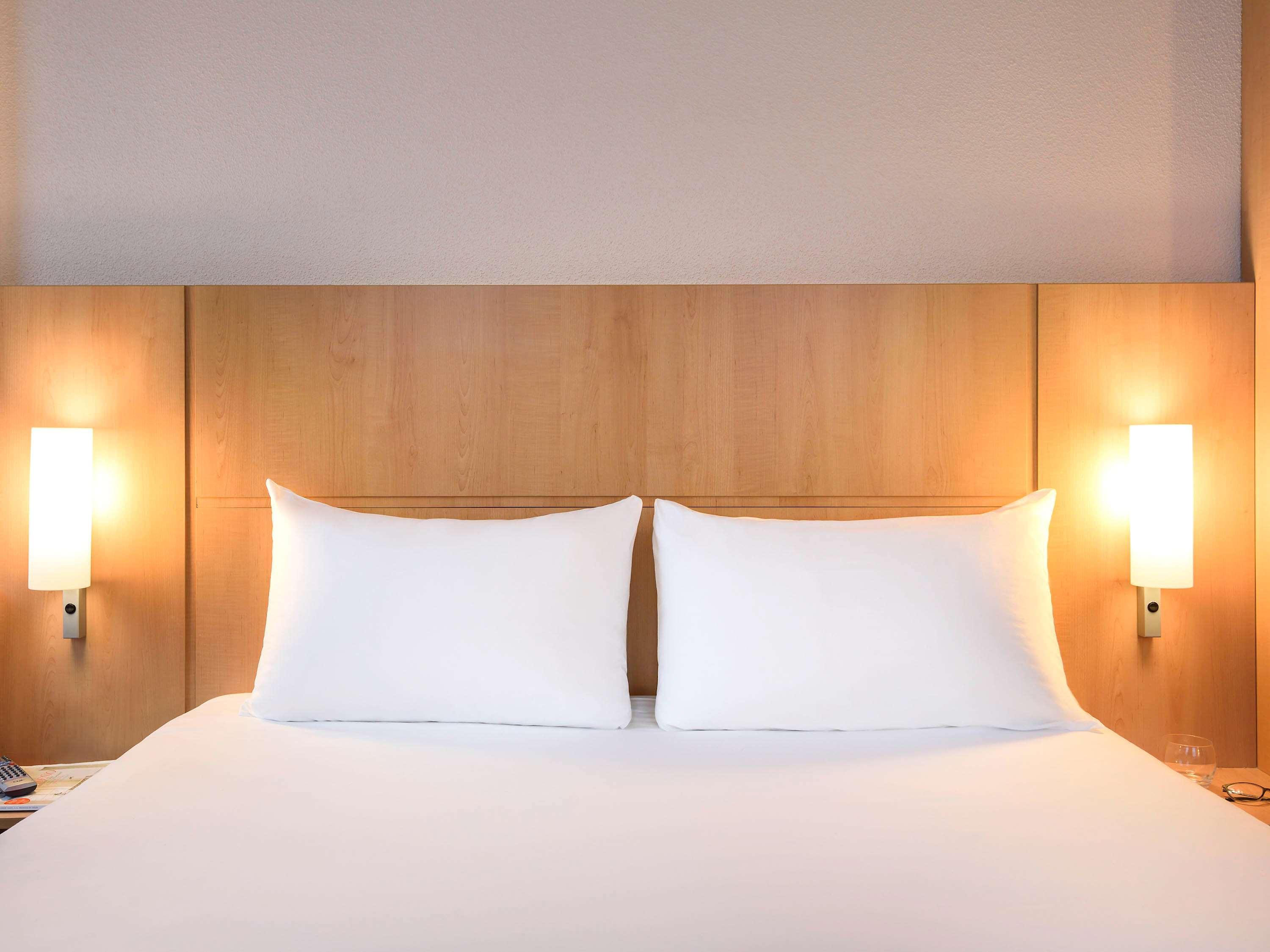 Hotel Ibis Bilbao Centro Esterno foto
