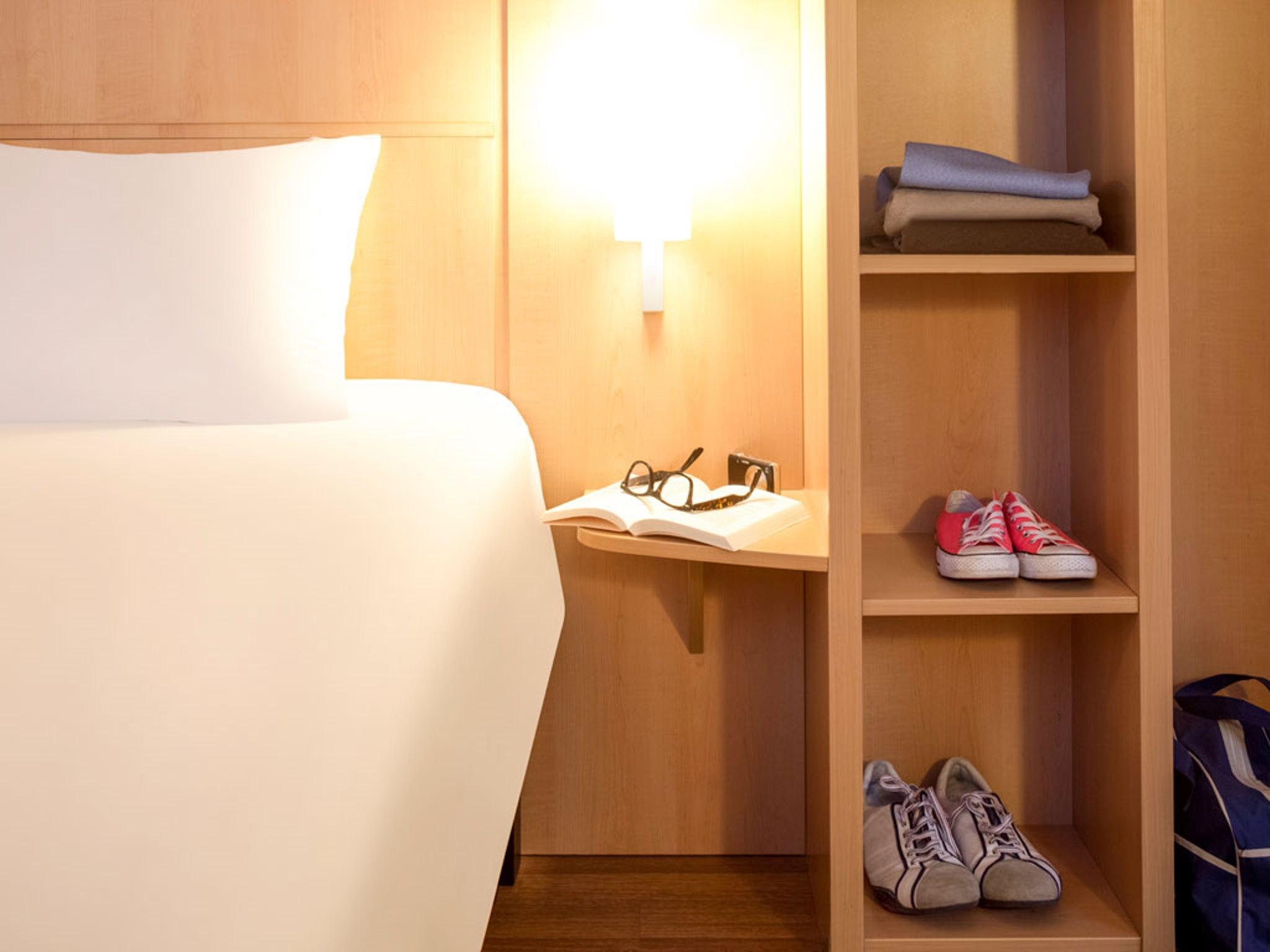 Hotel Ibis Bilbao Centro Esterno foto