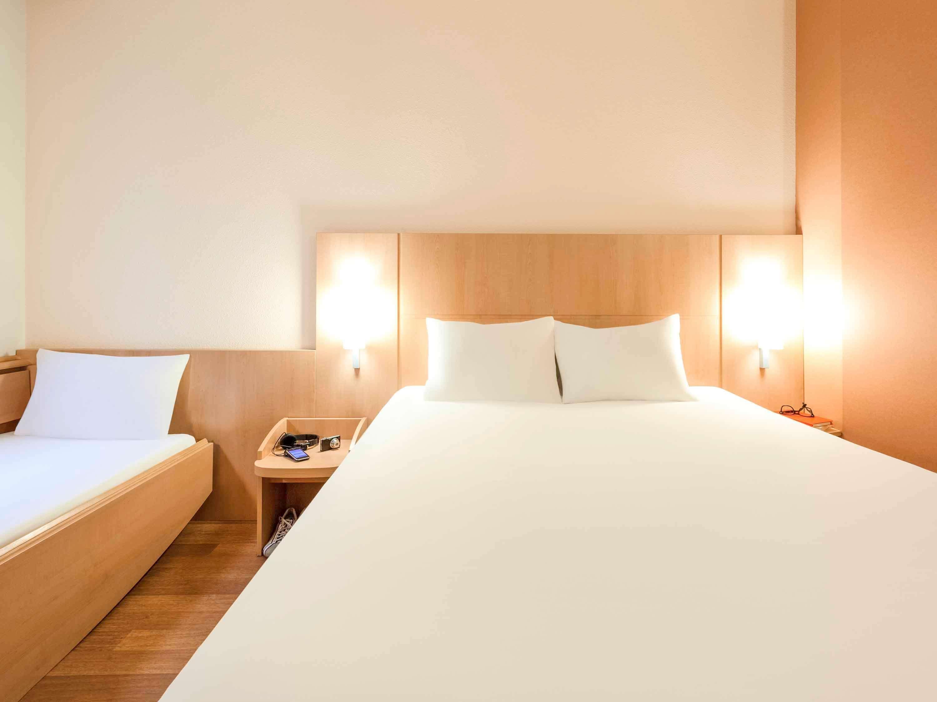 Hotel Ibis Bilbao Centro Esterno foto